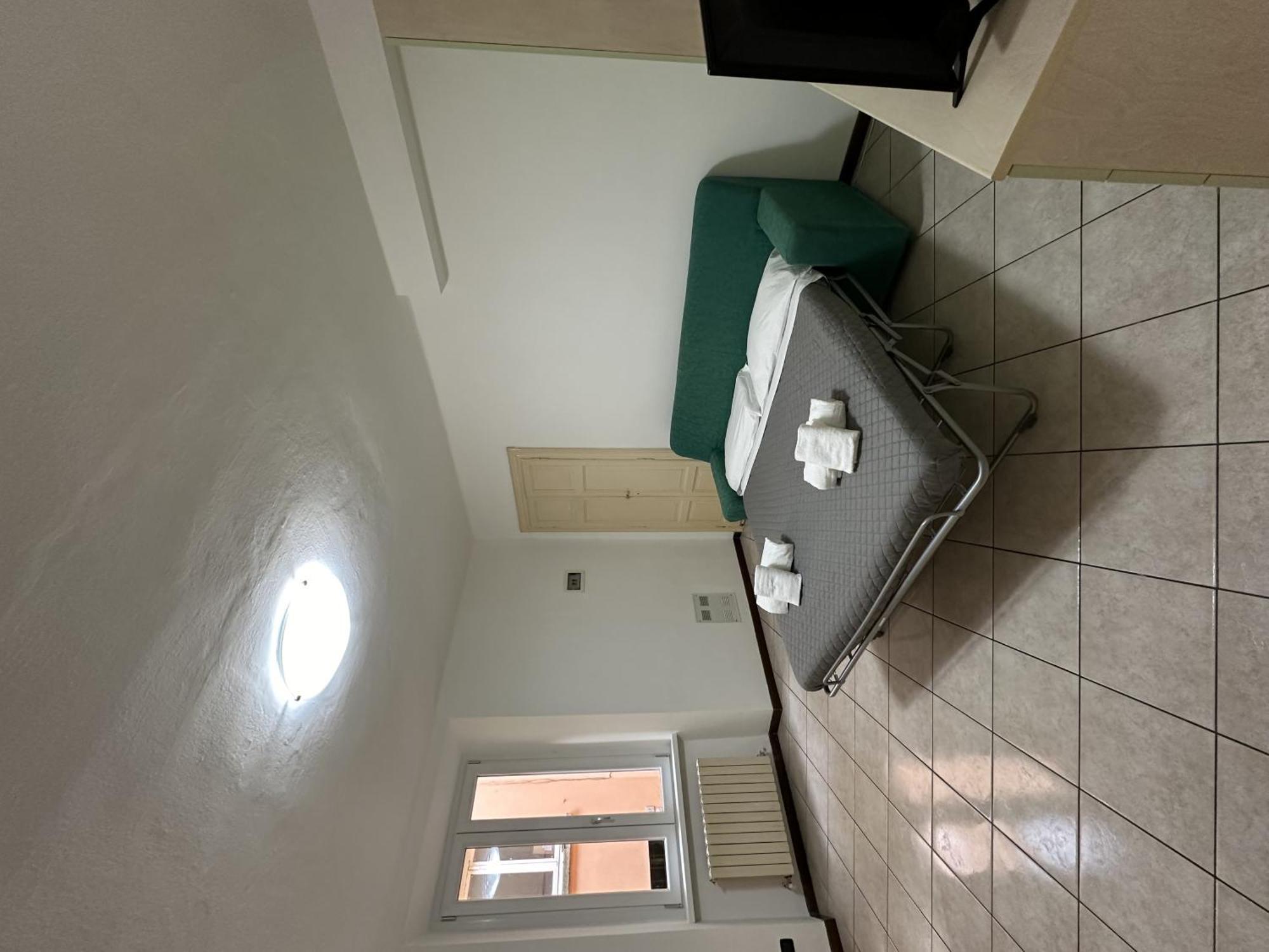 Roncati 7 Center Town Studio Apartments Bellagio Eksteriør billede