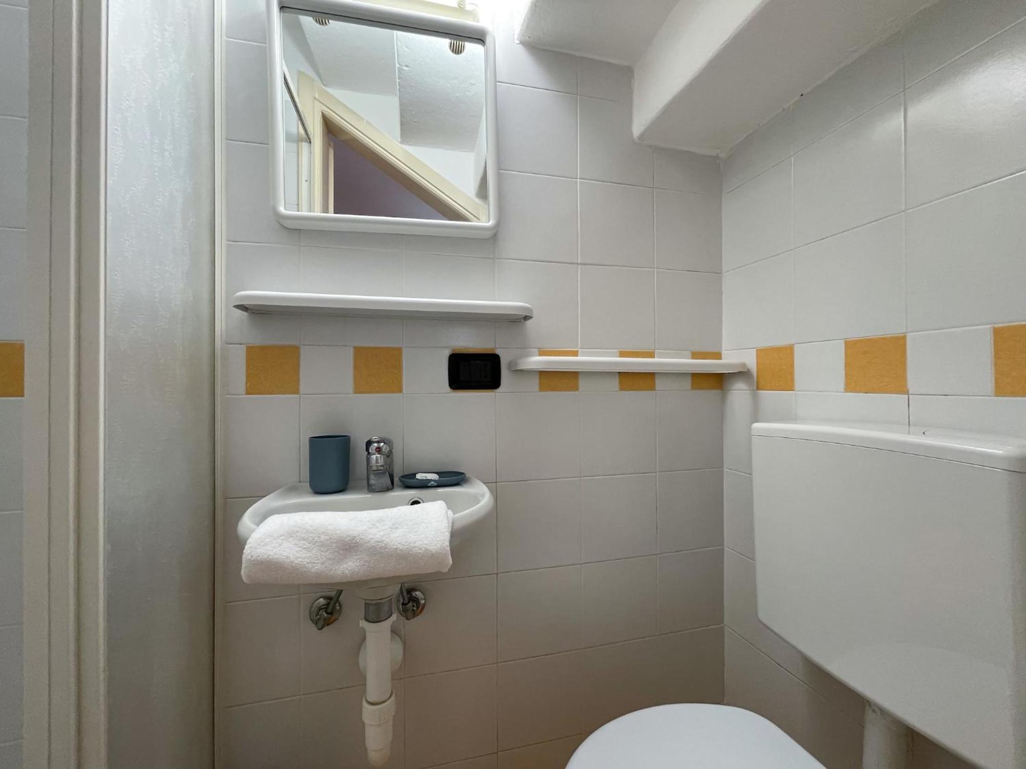 Roncati 7 Center Town Studio Apartments Bellagio Eksteriør billede
