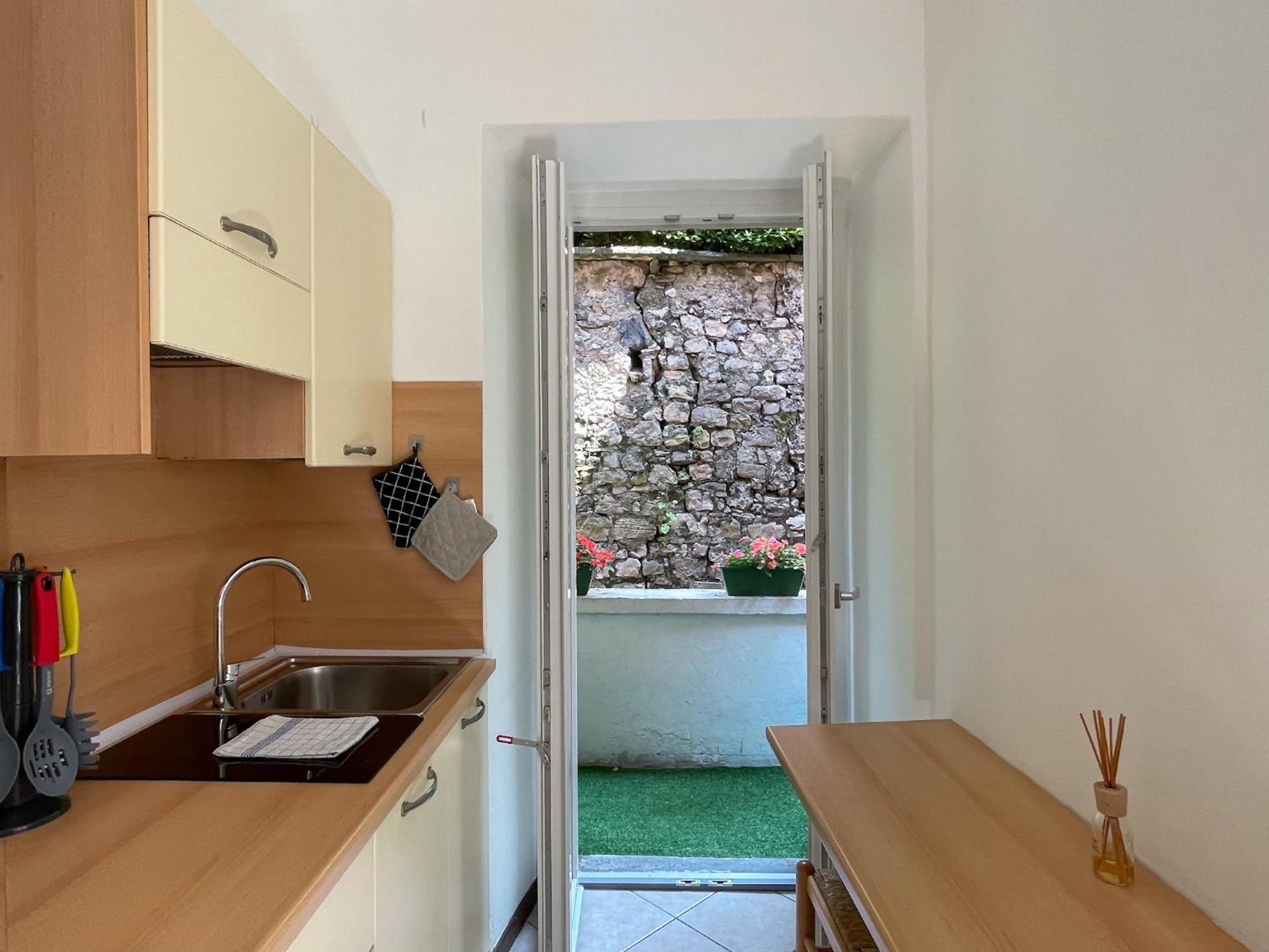 Roncati 7 Center Town Studio Apartments Bellagio Eksteriør billede
